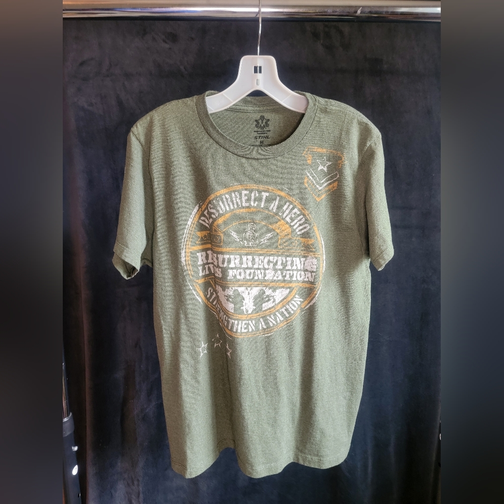 NWOT STIHL Reserecting Lives Foundation men's shirt